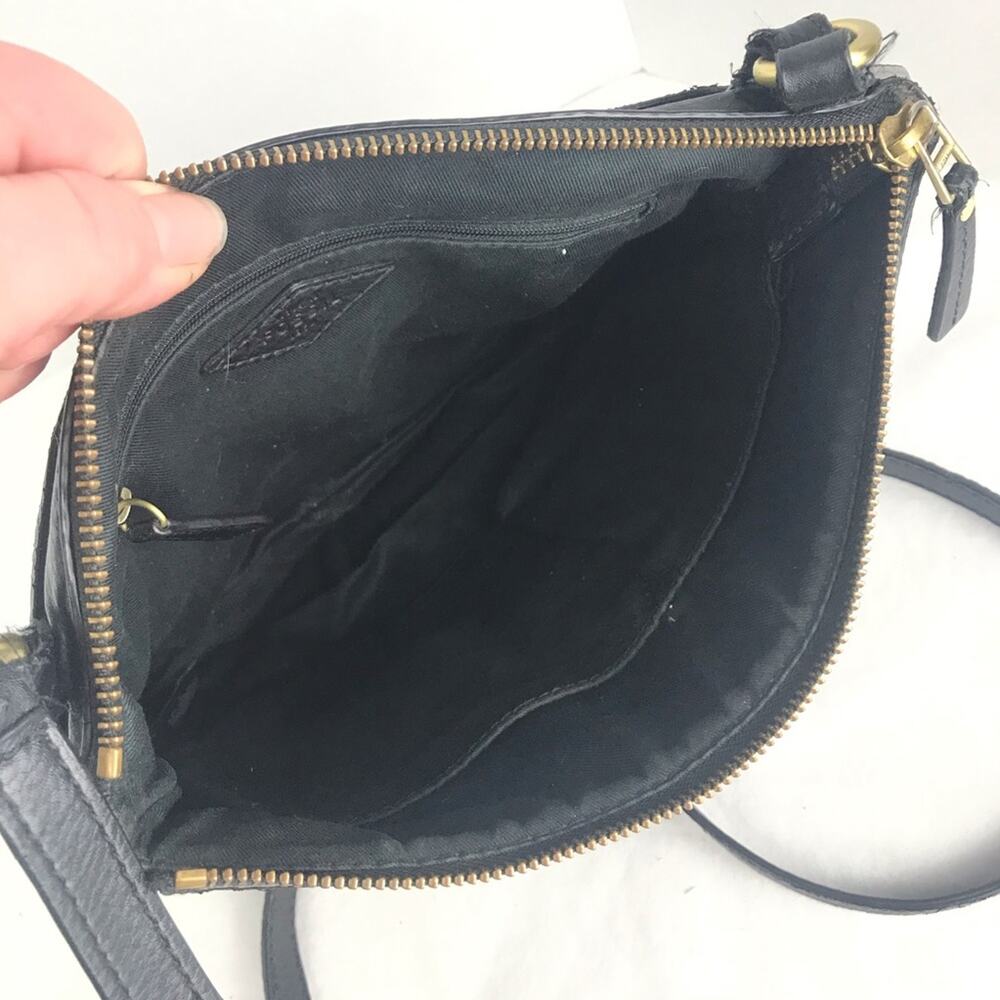 Fossil Black Leather Cut Out Crossbody Bag - Picture 8 of 12